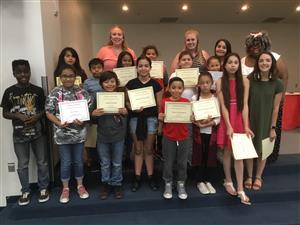 Honor's Students with Certificates 
